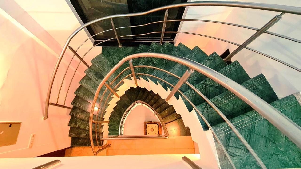 Lifespace- Spacious Hostel In A Luxurious Villa Pune Eksteriør billede